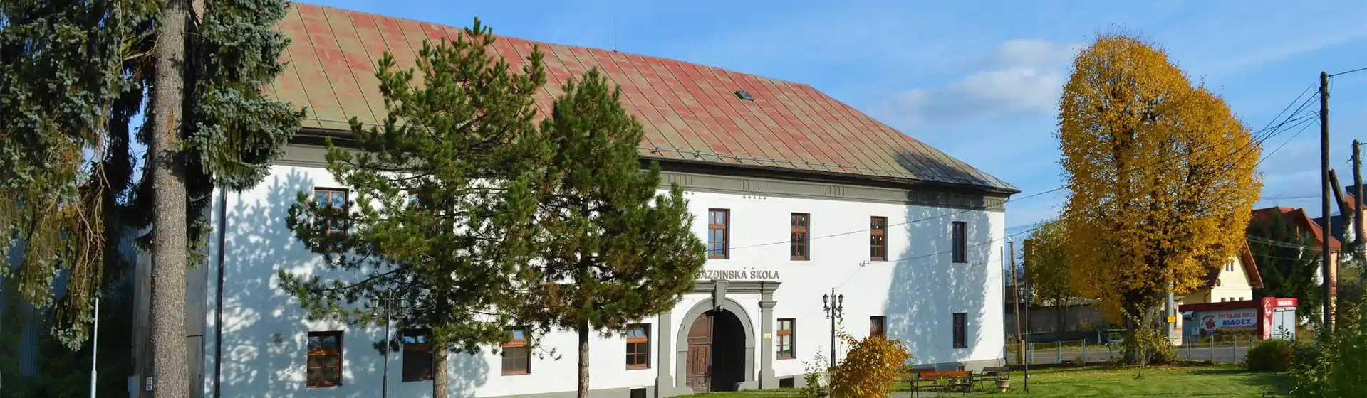 Gazdinská škola Veličná